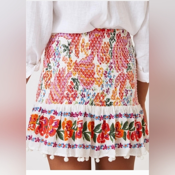 New FARM Rio Womens Spring Bananas Smocked Mini Skirt Floral Pom PomTrim Size M - Picture 3 of 11